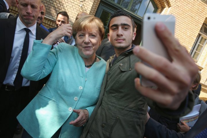 refugiado selfie merkel